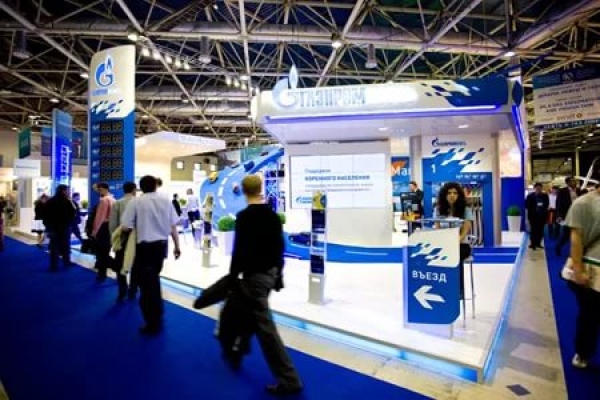 27 - 28 июня 2017 г. в ходе выставки &quot;Нефть и Газ / MIOGE-2017&quot; президент НАНГС Виктор Хайков провел более 30 переговоров с предприятиями-лидерами нефтегазового сервиса и машиностроения